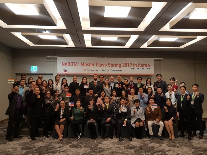 ▲대웅제약은 지난 9일과 10일 ‘나보타’의 해외 의사 교육 프로그램인 ‘NABOTA MASTER CLASS SPRING 2019 in Korea’를 개최했다.