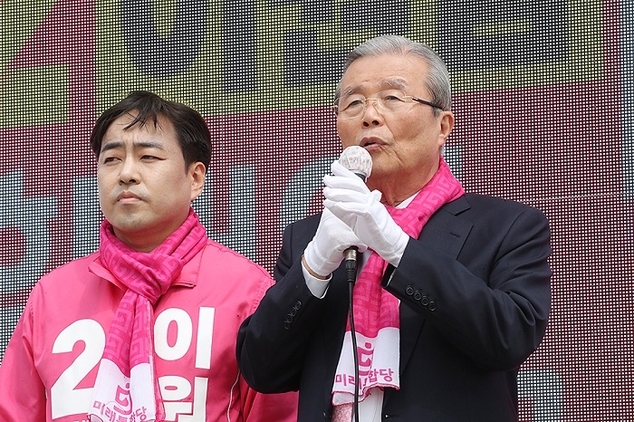 지난 12일 김종인 총괄선대위원장이 경기 용인을 이원섭 후보의 선거 유세를 지원을 벌였다.(사진/미래통합당)