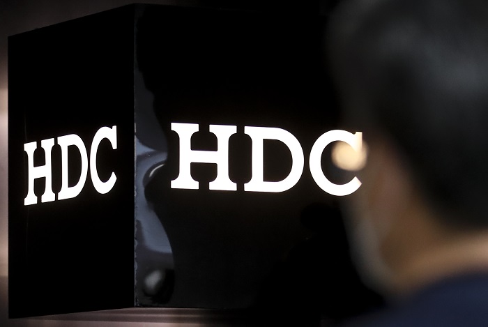 서울시가 HDC현대산업개발에 8개월 영업정지 행정처분을 결정했다. 이에 현산은 8개월 동안 입찰참가 등 영업활동이 전면 금지된다. (사진/뉴시스)