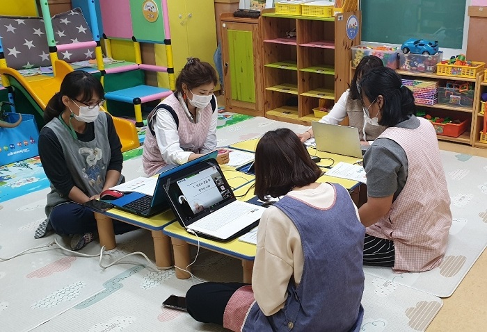 부영그룹이 지난 23일부터 26일까지 부영 사랑으로 어린이집 교사 521명을 대상으로 ‘2023 교사교육’을 실시했다.
